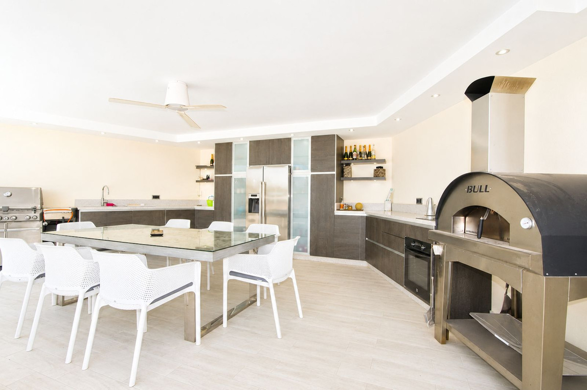 Huis te koop in Elviria | 4 slaapkamers H5475772