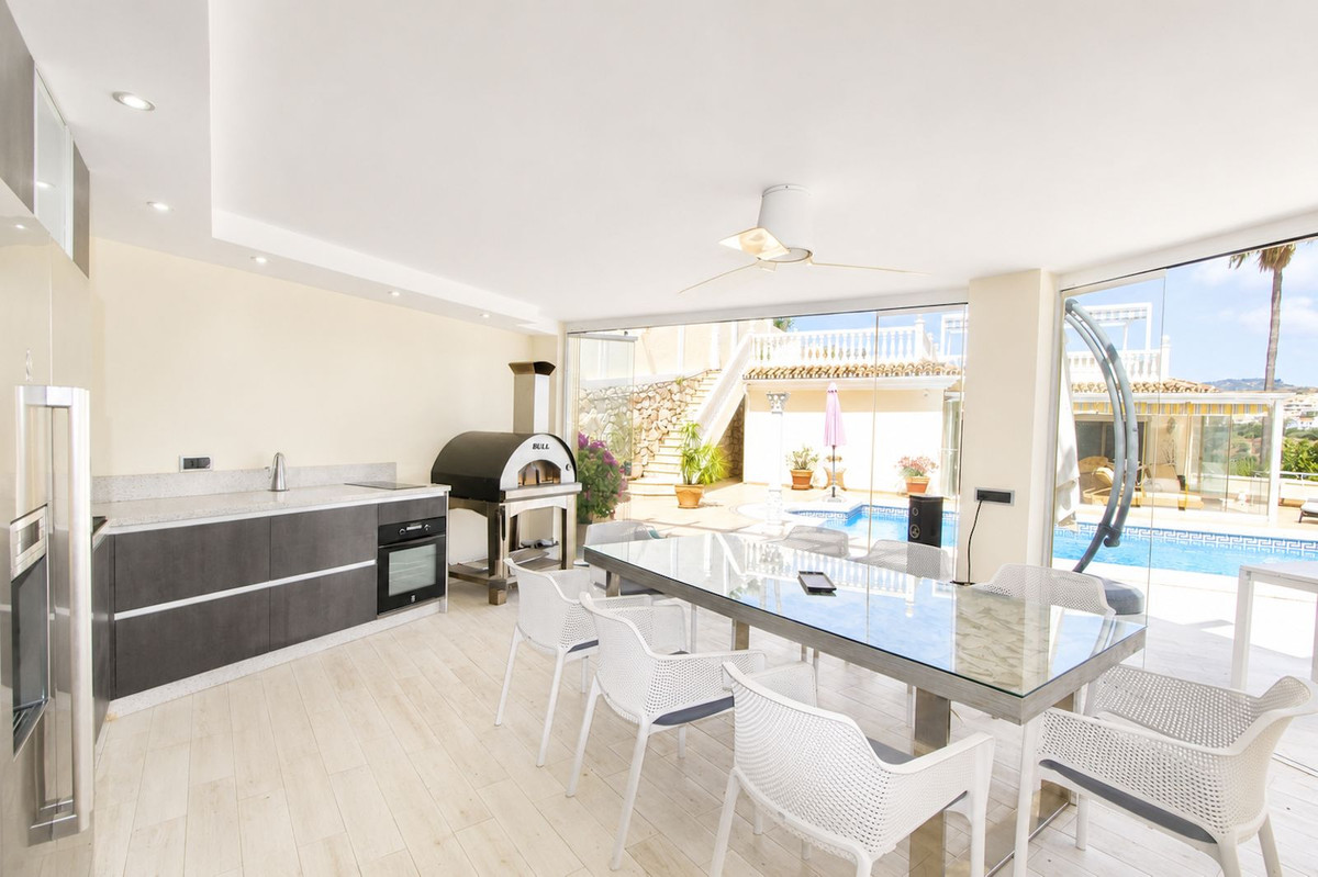 Huis te koop in Elviria | 4 slaapkamers H5475772