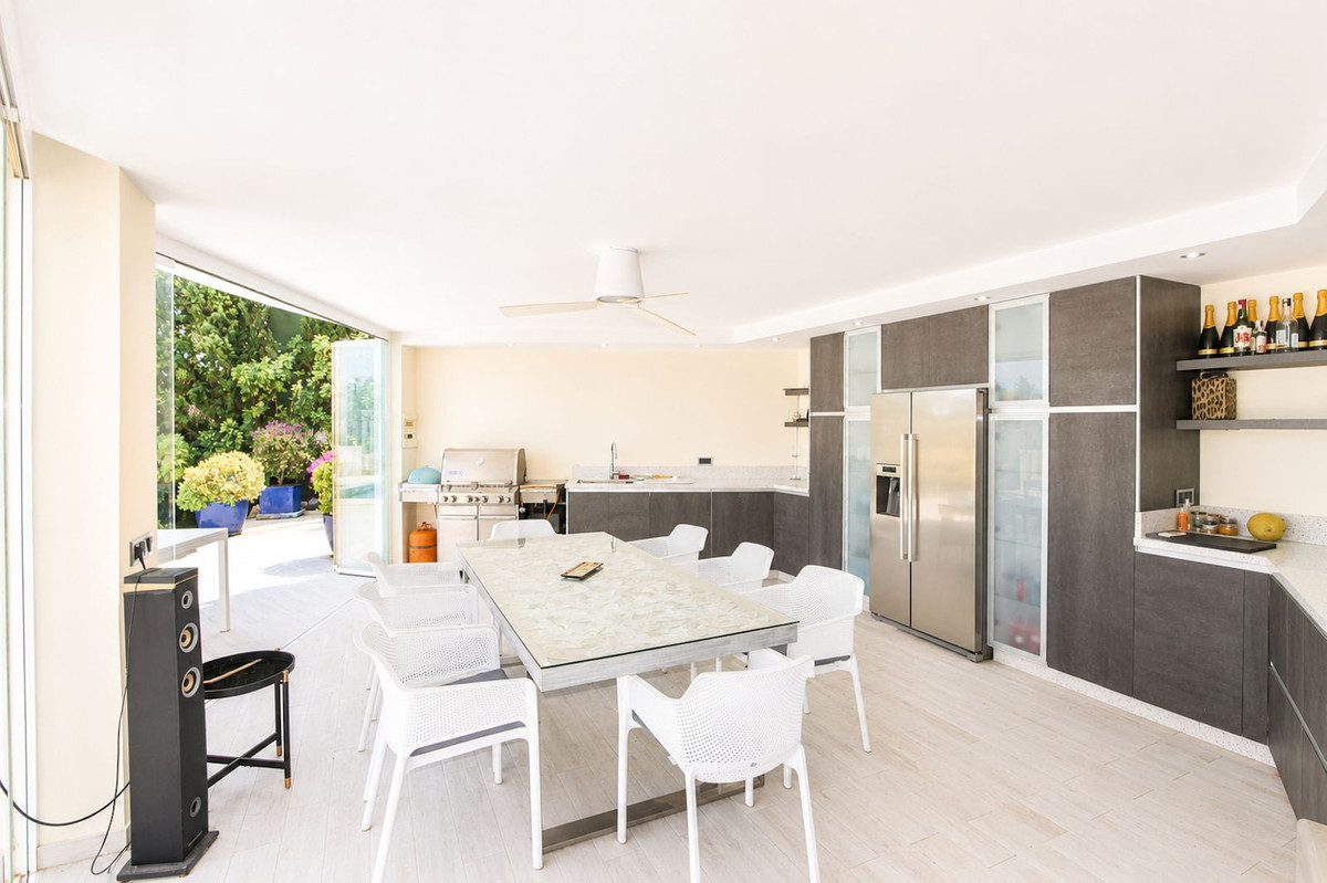 Huis te koop in Elviria | 4 slaapkamers H5475772