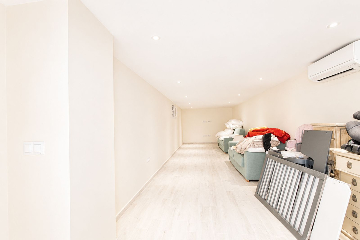 Huis te koop in Elviria | 4 slaapkamers H5475772