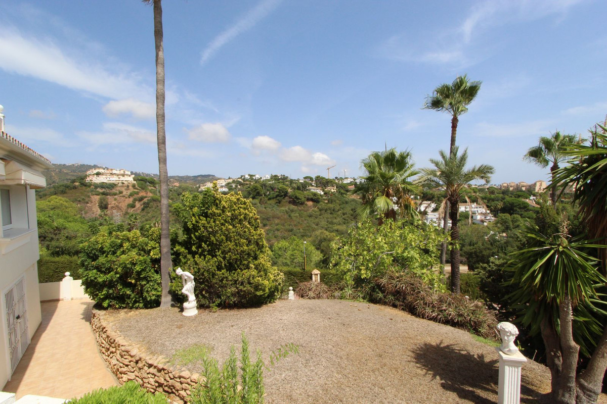 Huis te koop in Elviria | 4 slaapkamers H5475772