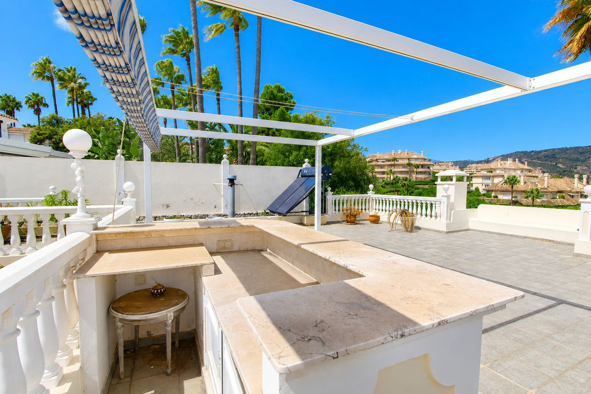 Huis te koop in Elviria | 4 slaapkamers H5475772