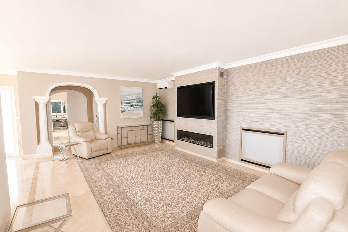 Huis te koop in Elviria | 4 slaapkamers H5475772