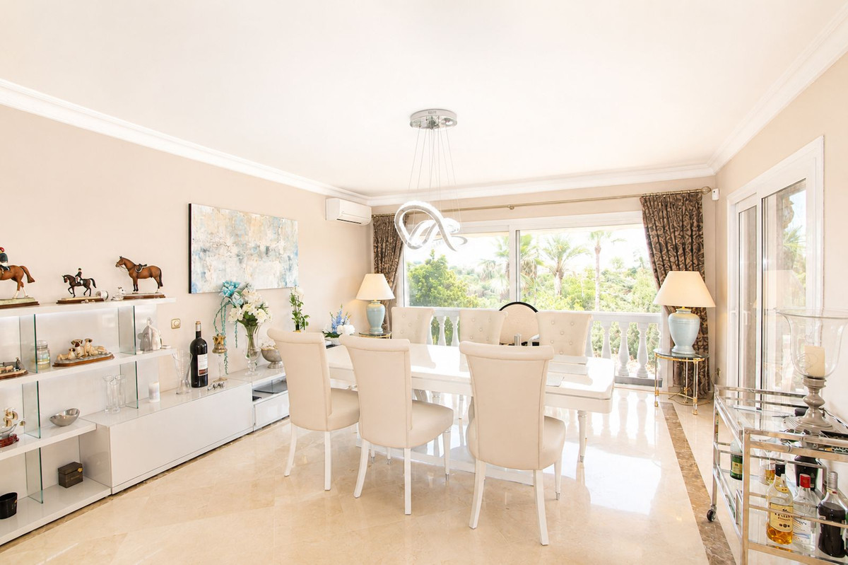 Huis te koop in Elviria | 4 slaapkamers H5475772
