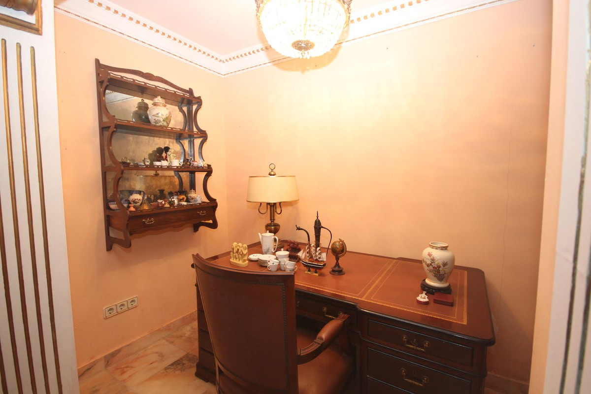Huis te koop in Elviria | 4 slaapkamers H5487475