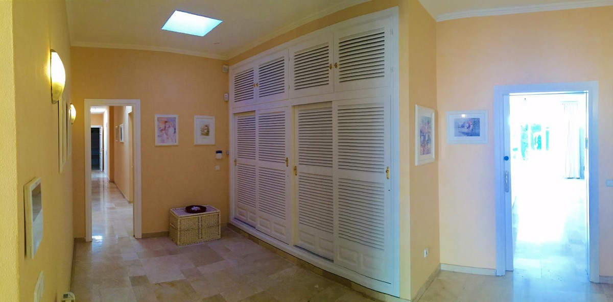 Huis te koop in Elviria | 5 slaapkamers H5516962