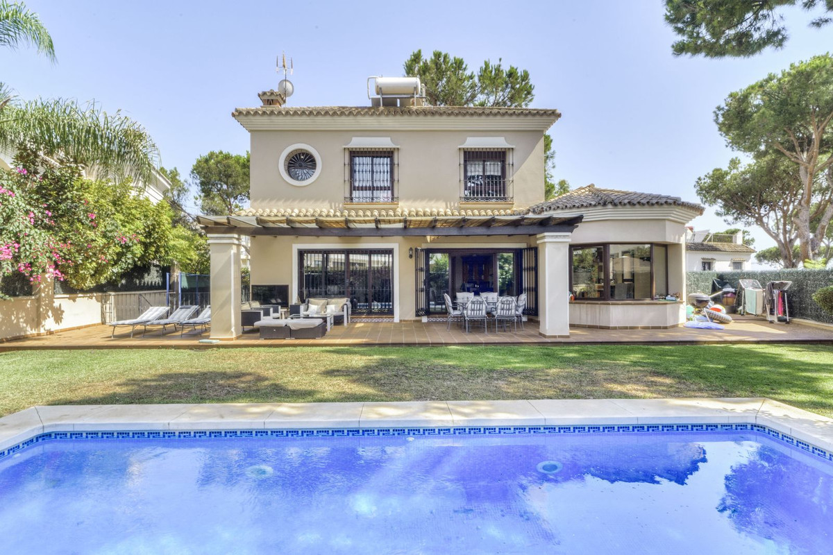 Huis te koop in Elviria | 6 slaapkamers H5520994