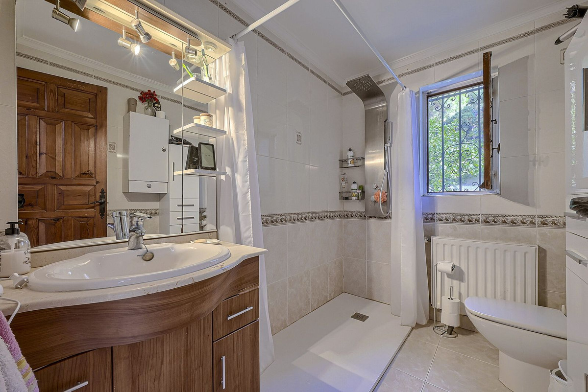 Huis te koop in Elviria | 6 slaapkamers H5520994