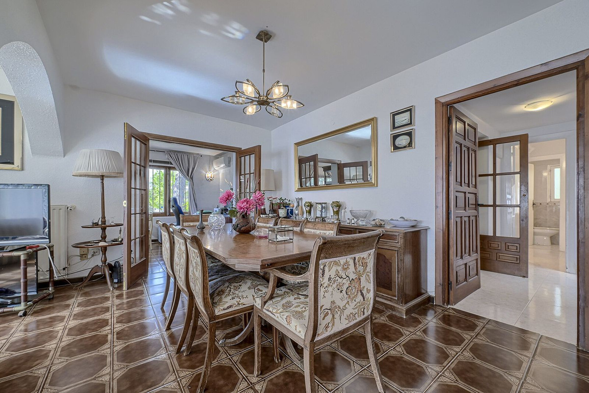 Huis te koop in Elviria | 6 slaapkamers H5520994