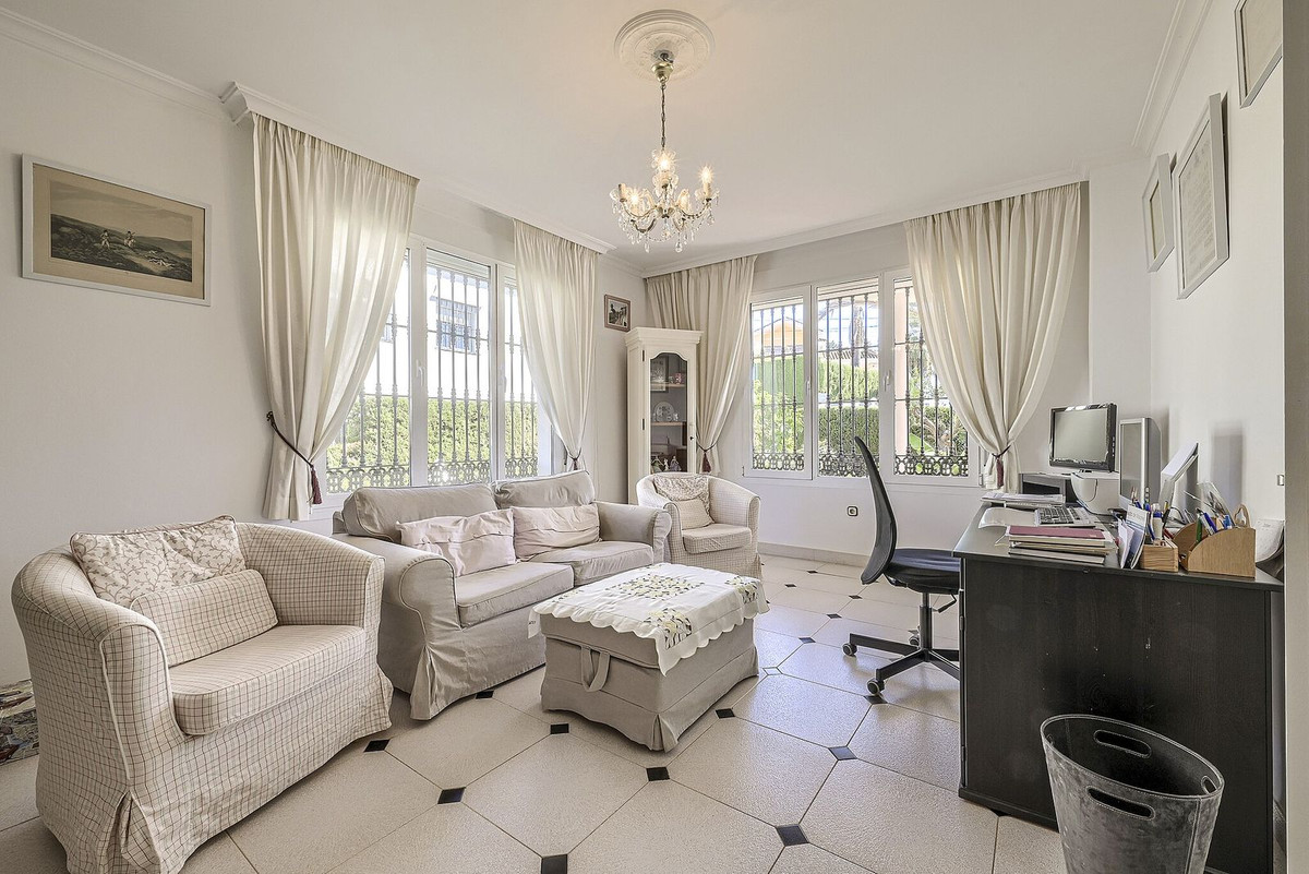 Huis te koop in Elviria | 5 slaapkamers H5524822