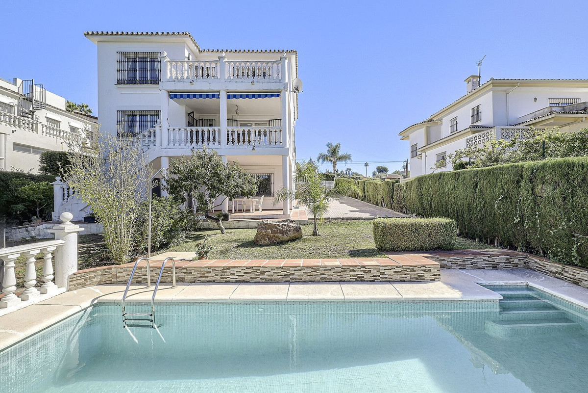 Huis te koop in Elviria | 5 slaapkamers H5524822