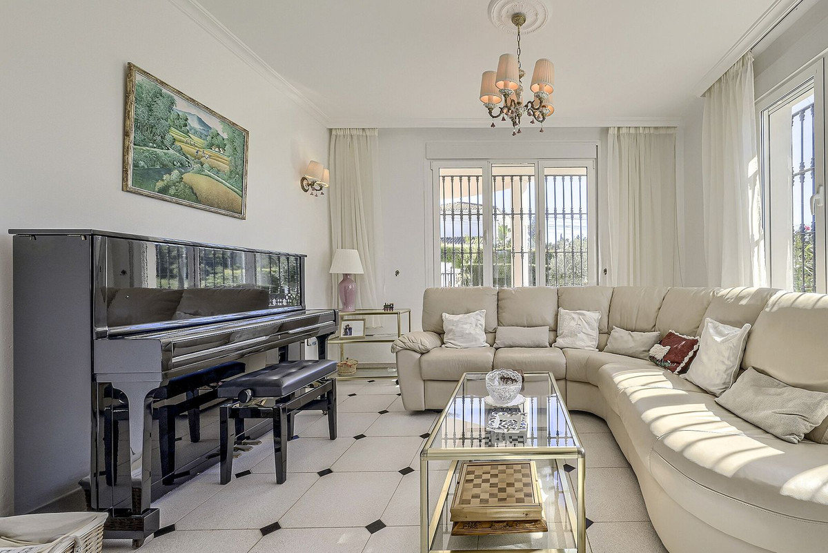 Huis te koop in Elviria | 5 slaapkamers H5524822