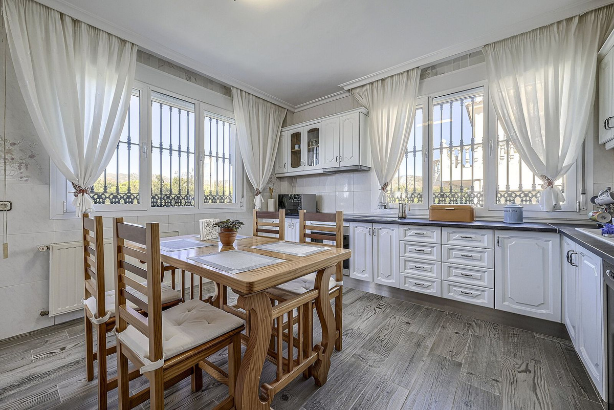 Huis te koop in Elviria | 5 slaapkamers H5524822