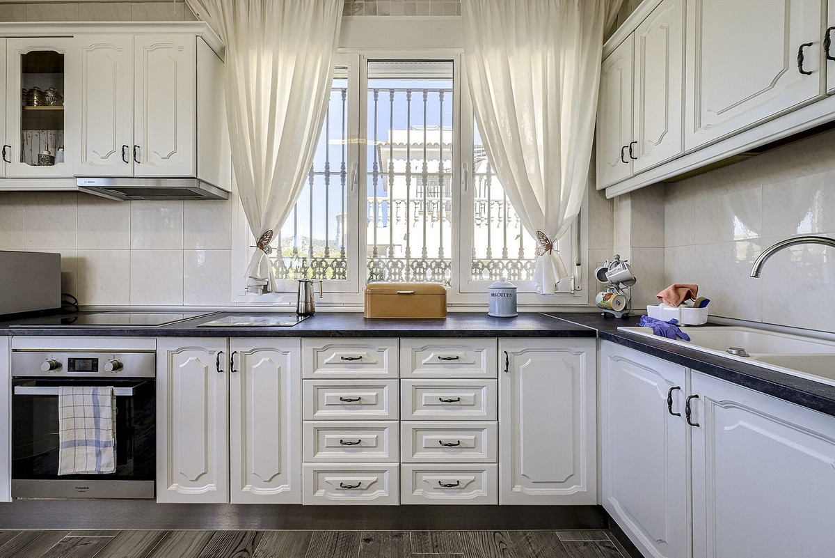 Huis te koop in Elviria | 5 slaapkamers H5524822