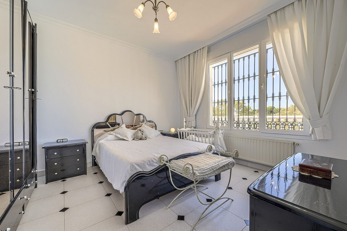 Huis te koop in Elviria | 5 slaapkamers H5524822