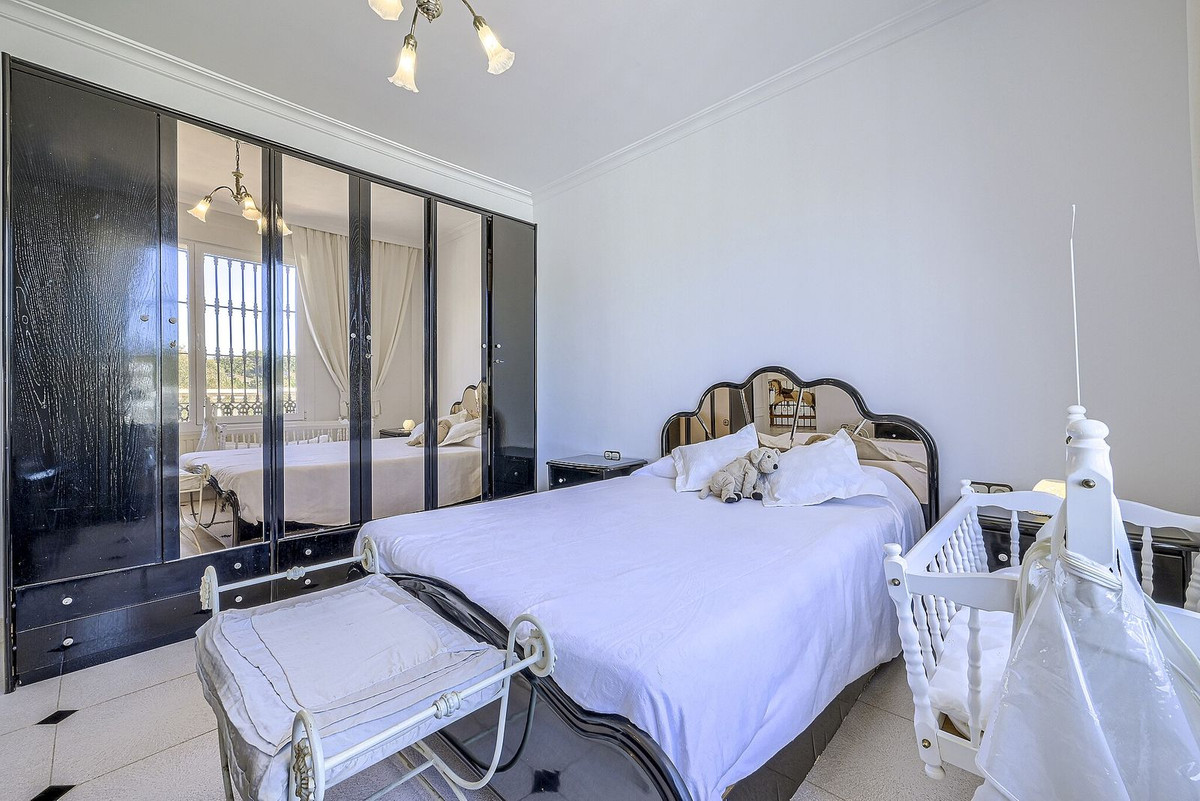 Huis te koop in Elviria | 5 slaapkamers H5524822