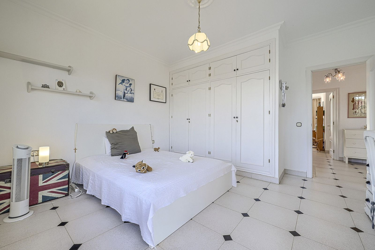 Huis te koop in Elviria | 5 slaapkamers H5524822