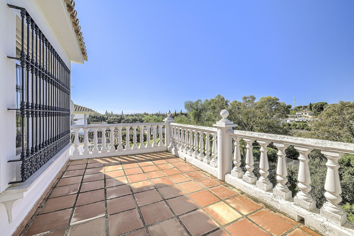 Huis te koop in Elviria | 5 slaapkamers H5524822