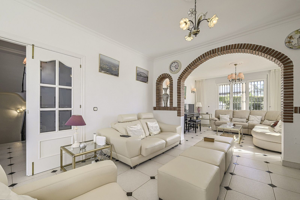 Huis te koop in Elviria | 5 slaapkamers H5524822