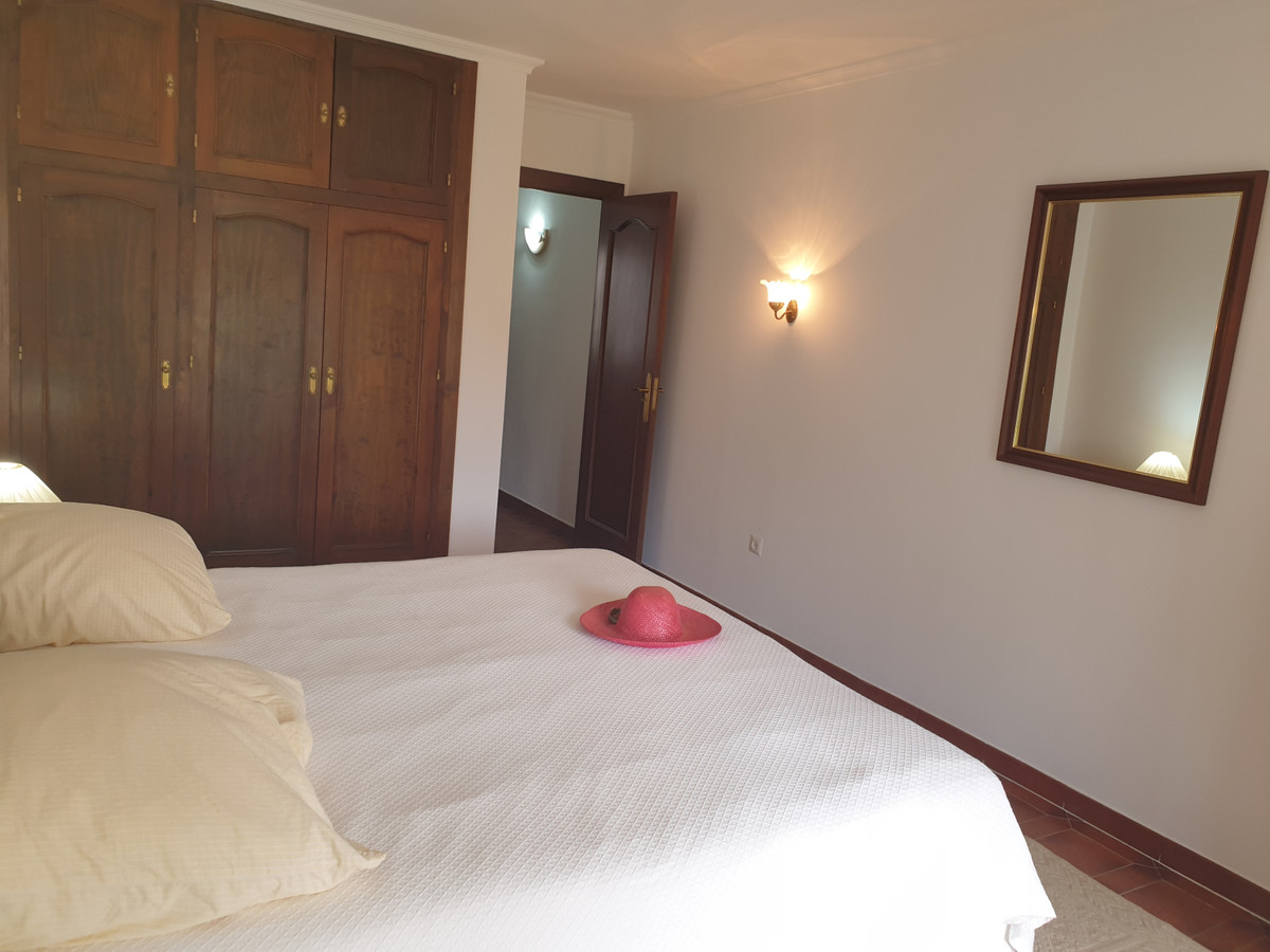 Huis te koop in Entrerrios | 3 slaapkamers H4050949