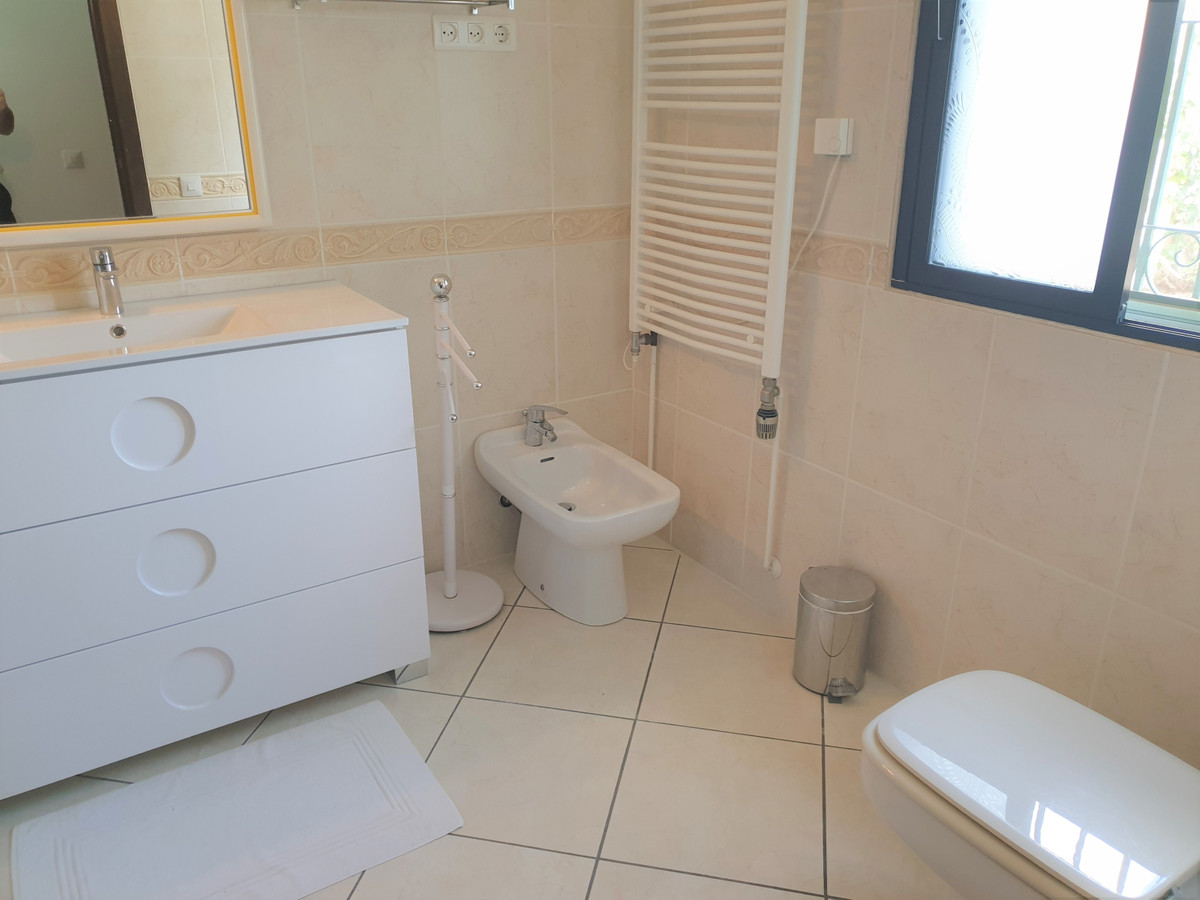 Huis te koop in Entrerrios | 3 slaapkamers H4050949
