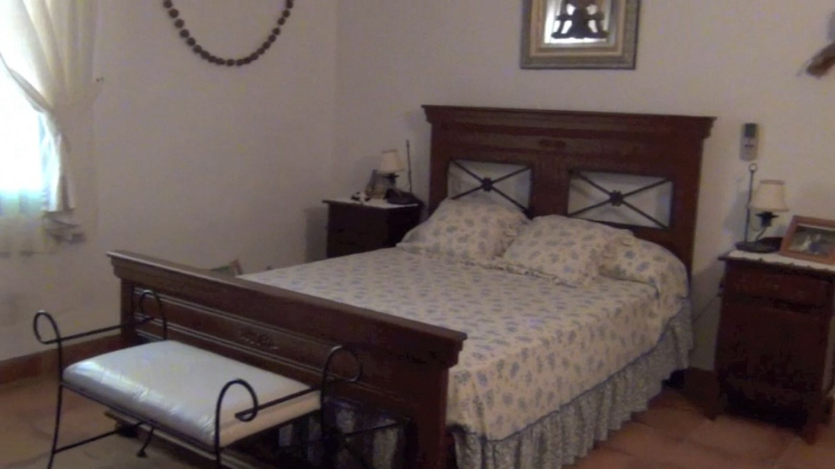 Huis te koop in Entrerrios | 4 slaapkamers H4846189