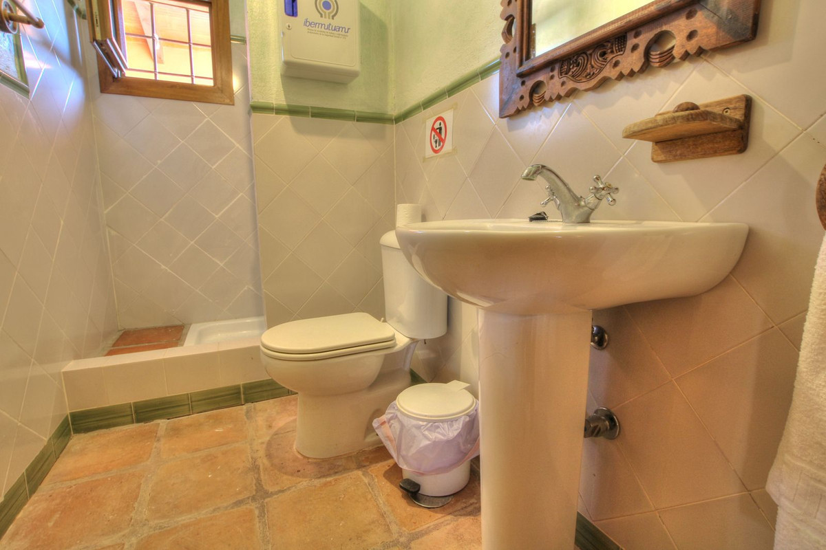 Huis te koop in Entrerrios | 4 slaapkamers H5075572