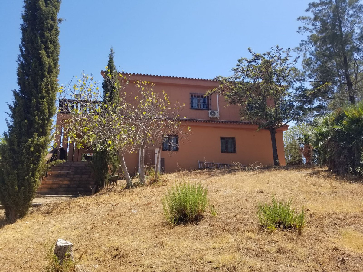Huis te koop in Entrerrios | 4 slaapkamers H5075572