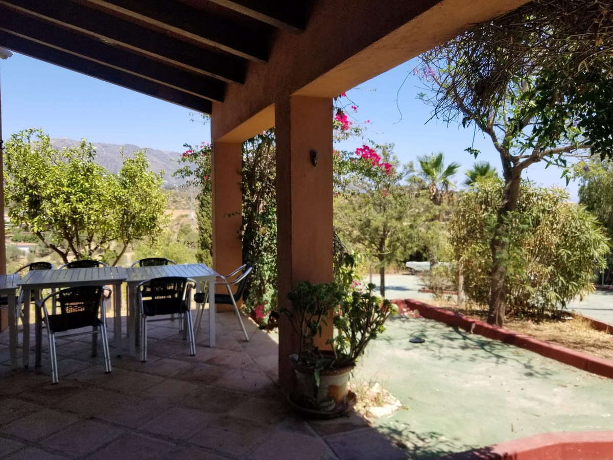 Huis te koop in Entrerrios | 4 slaapkamers H5075572