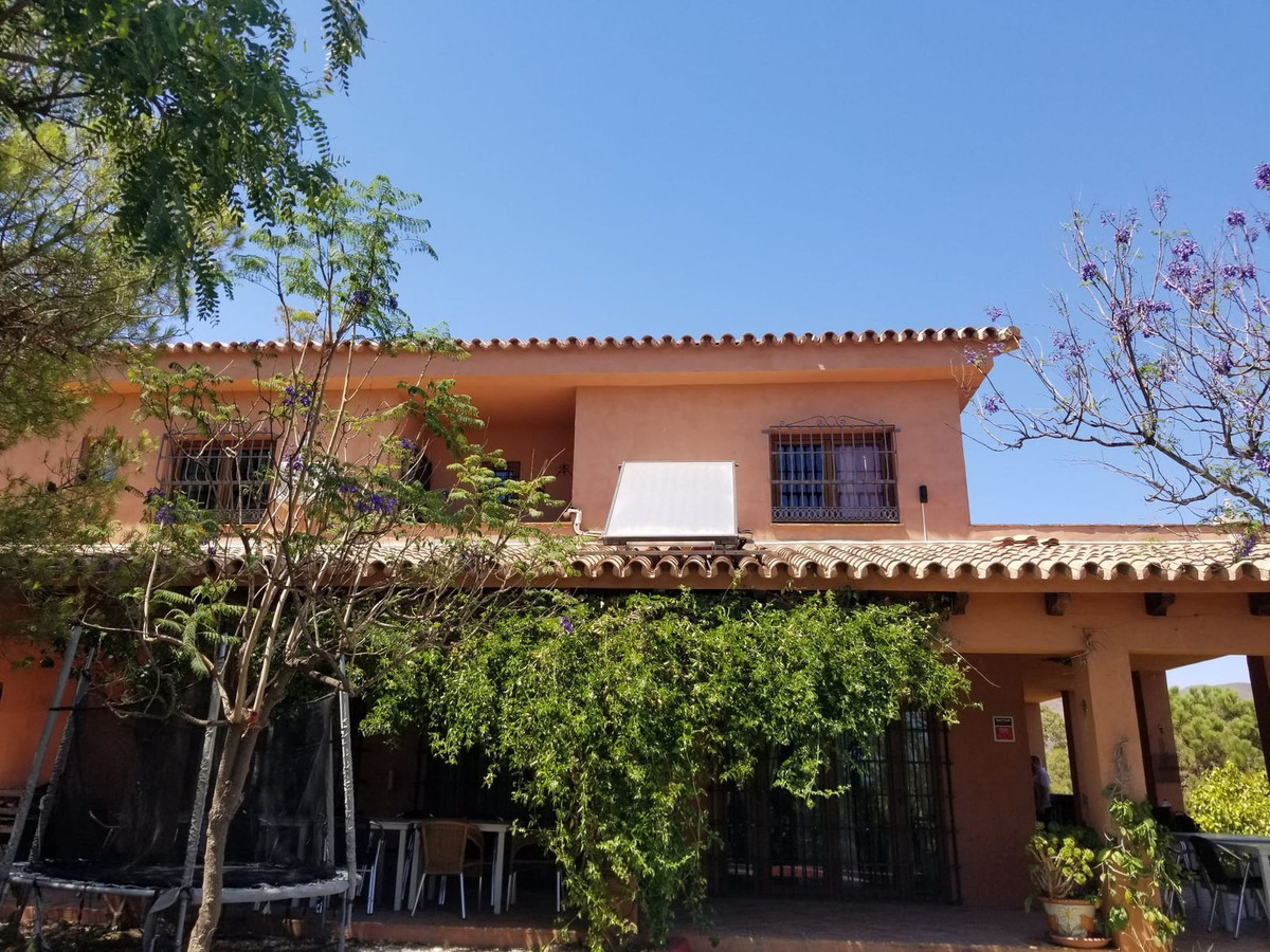Huis te koop in Entrerrios | 4 slaapkamers H5075572