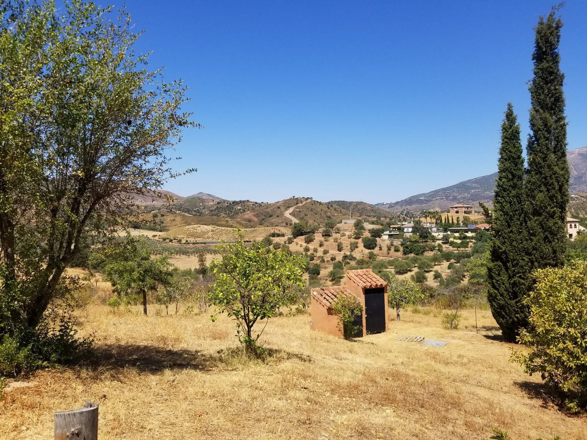 Huis te koop in Entrerrios | 4 slaapkamers H5075572