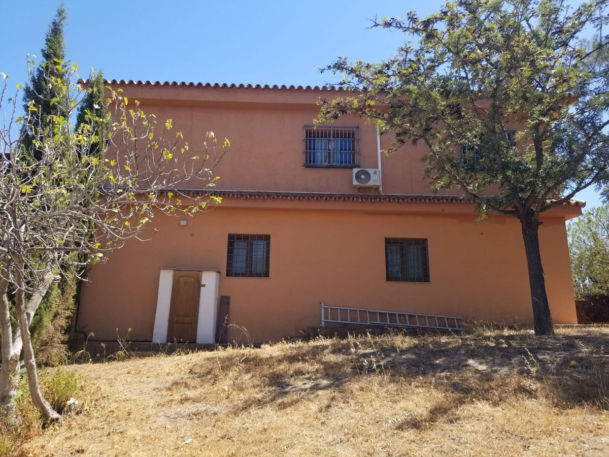 Huis te koop in Entrerrios | 4 slaapkamers H5075572