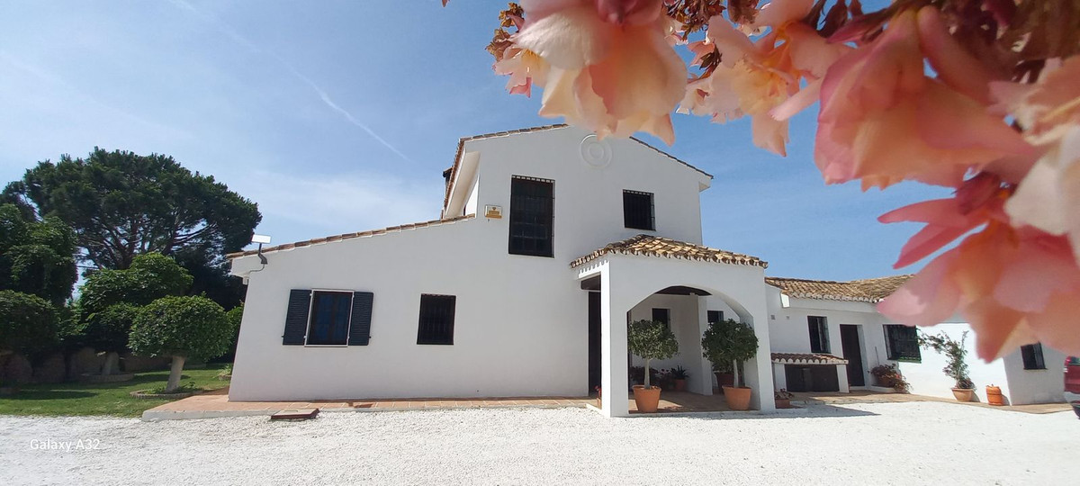 Huis te koop in Entrerrios | 4 slaapkamers H5080252