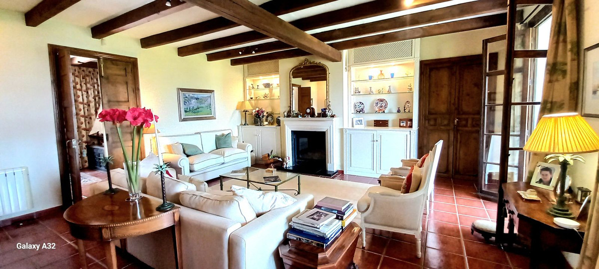 Huis te koop in Entrerrios | 4 slaapkamers H5080252