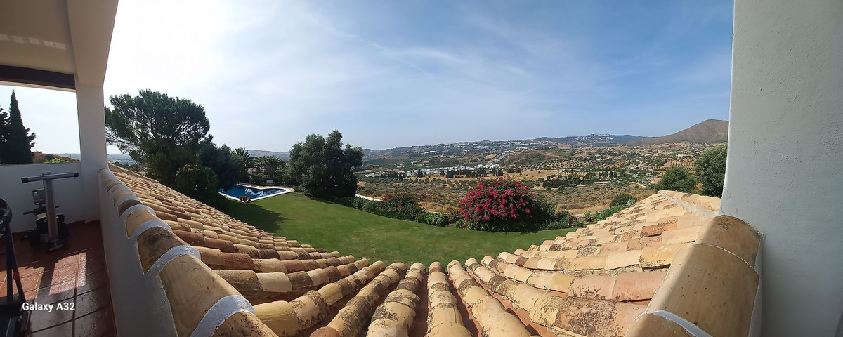 Huis te koop in Entrerrios | 4 slaapkamers H5080252