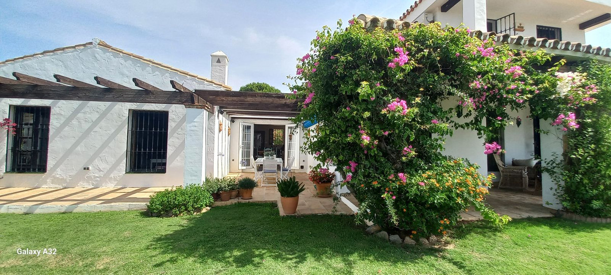 Huis te koop in Entrerrios | 4 slaapkamers H5080252