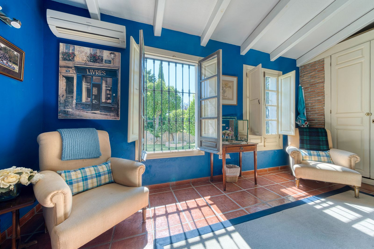 Huis te koop in Entrerrios | 4 slaapkamers H5080252