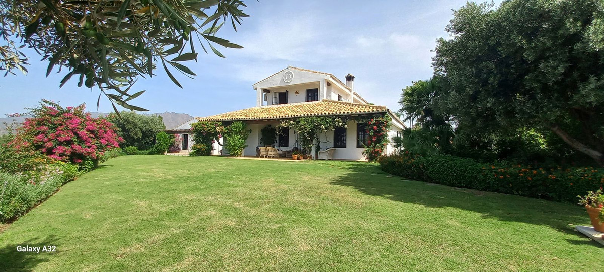 Huis te koop in Entrerrios | 4 slaapkamers H5080252