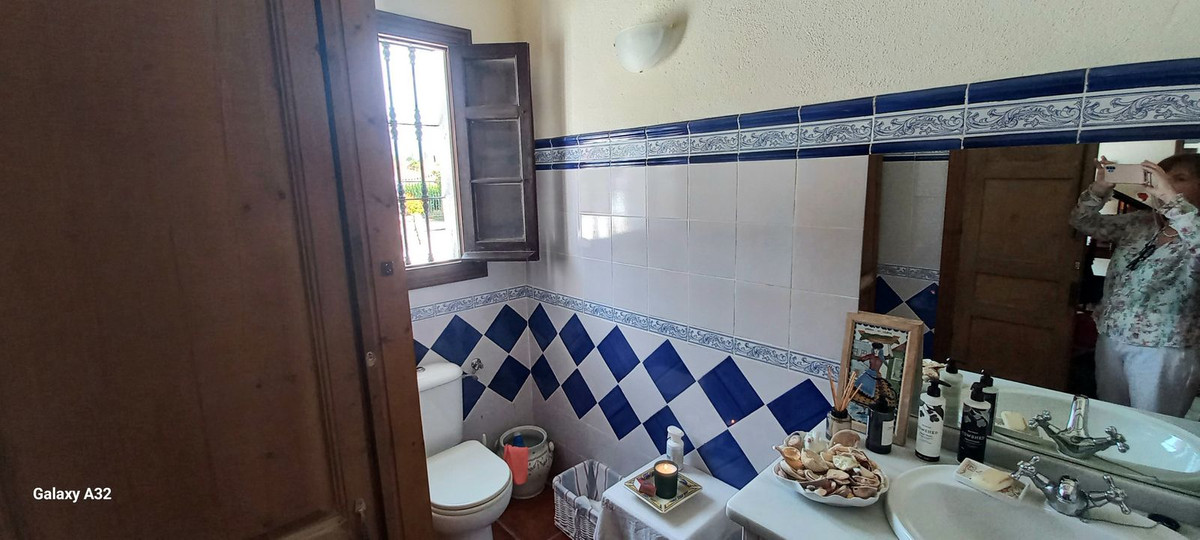 Huis te koop in Entrerrios | 4 slaapkamers H5080252