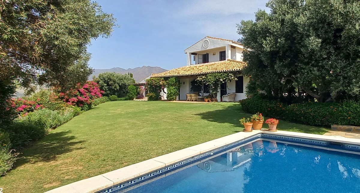 Huis te koop in Entrerrios | 4 slaapkamers H5080252