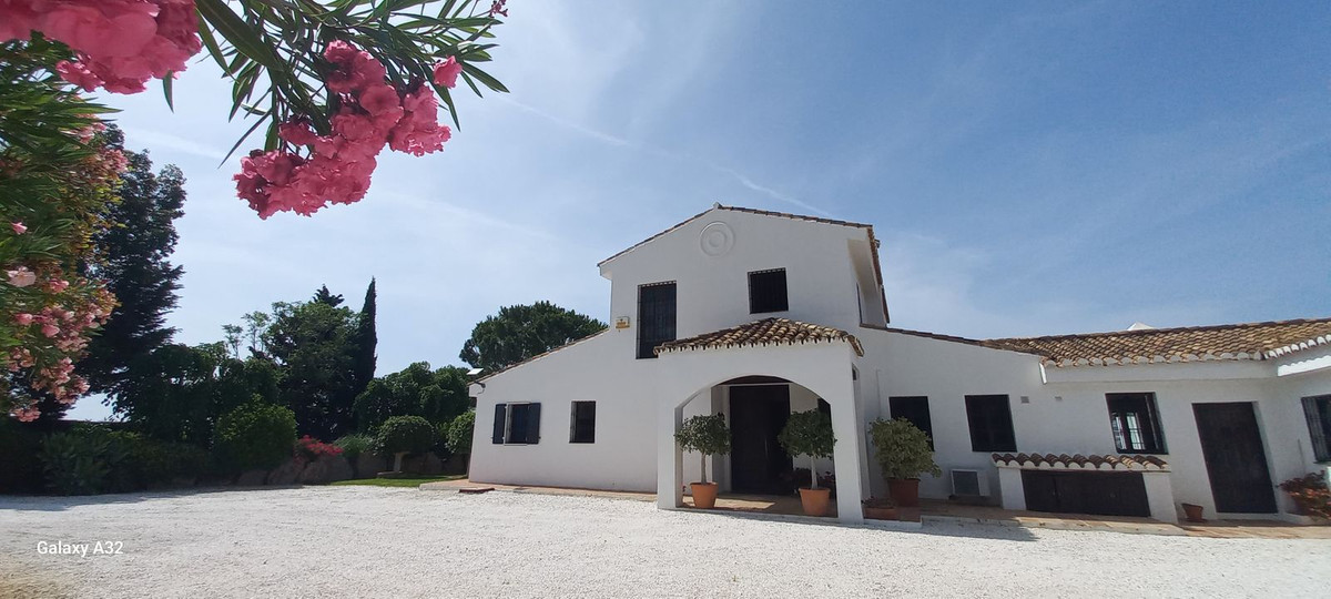 Huis te koop in Entrerrios | 4 slaapkamers H5080252