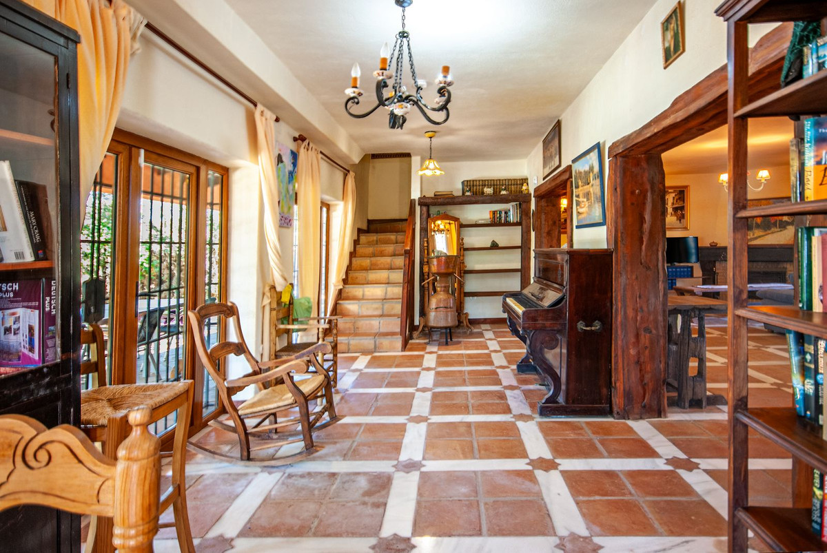 Huis te koop in Entrerrios | 4 slaapkamers H5105056