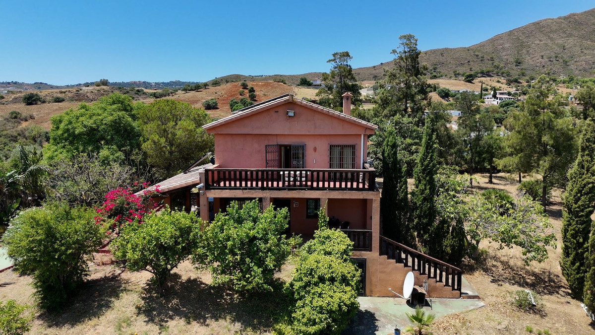 Huis te koop in Entrerrios | 4 slaapkamers H5105056