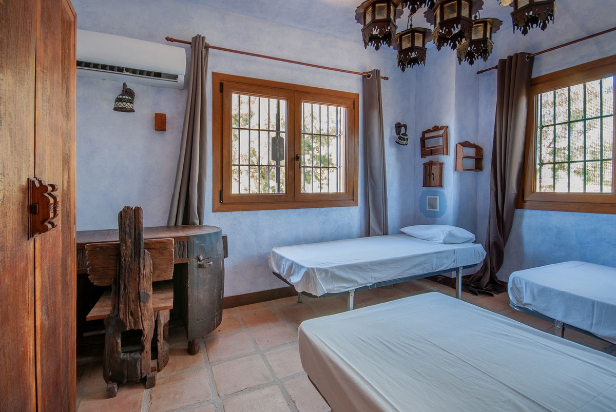 Huis te koop in Entrerrios | 4 slaapkamers H5105056