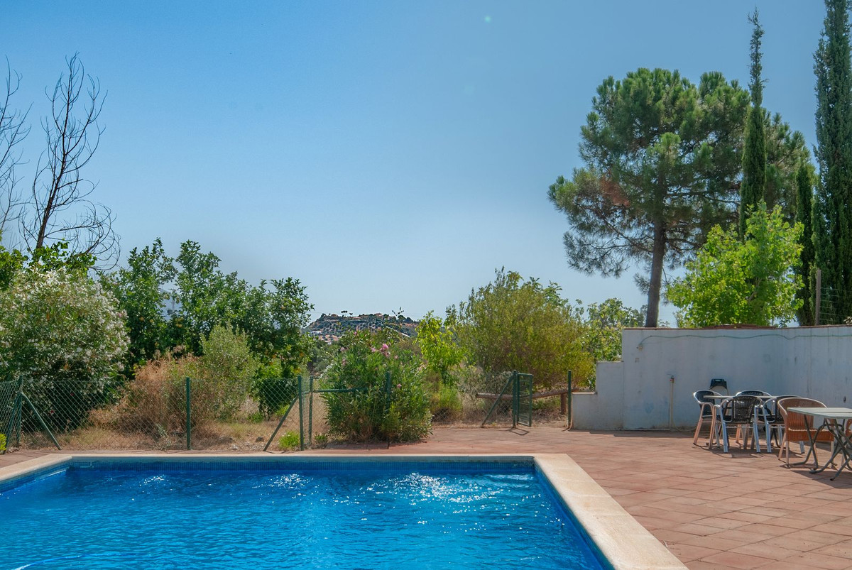 Huis te koop in Entrerrios | 4 slaapkamers H5105056