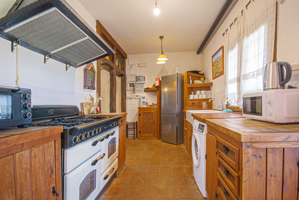 Huis te koop in Entrerrios | 4 slaapkamers H5105056