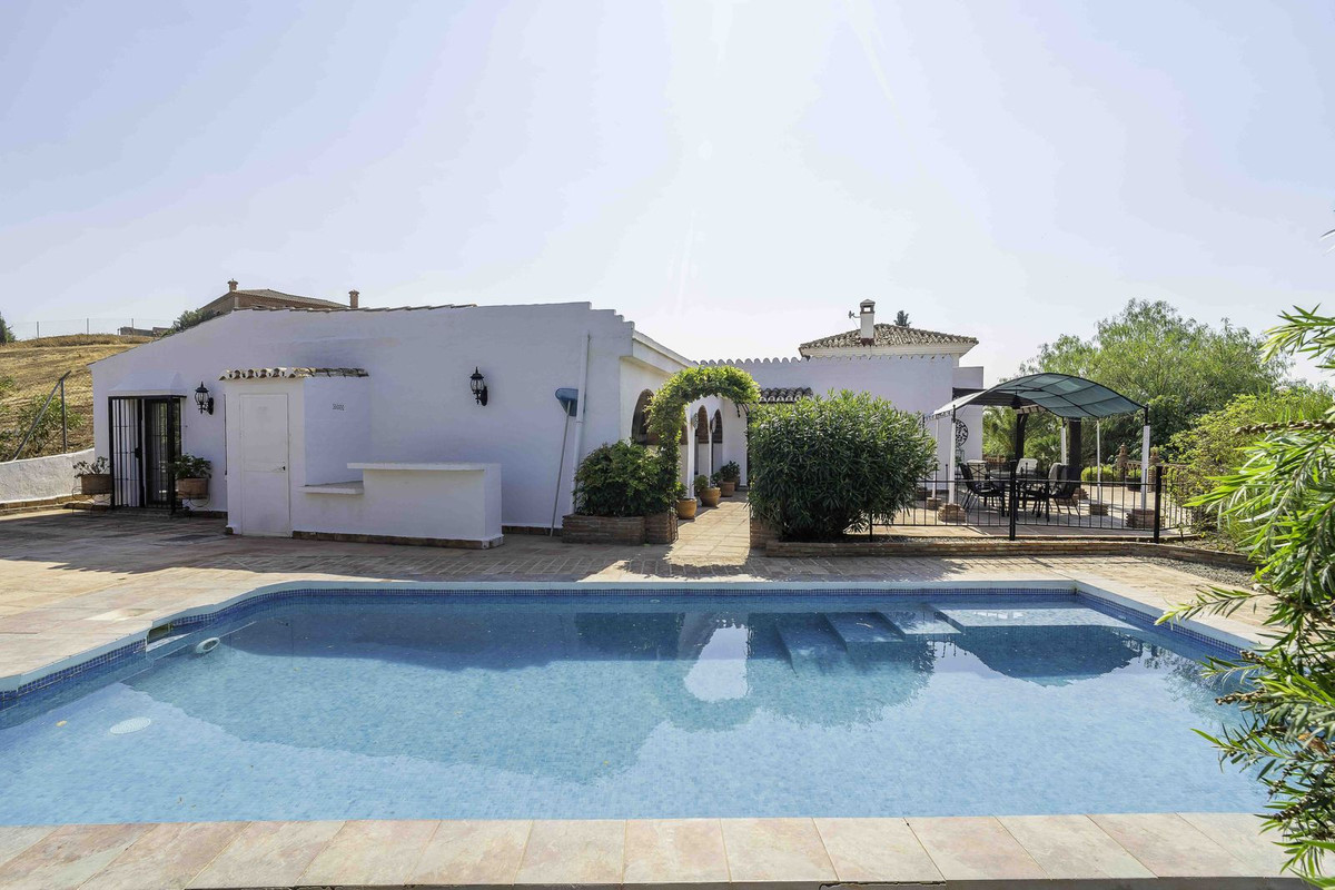 Huis te koop in Entrerrios | 6 slaapkamers H5148238