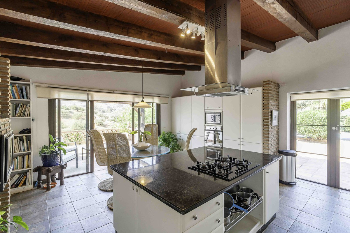 Huis te koop in Entrerrios | 6 slaapkamers H5148238