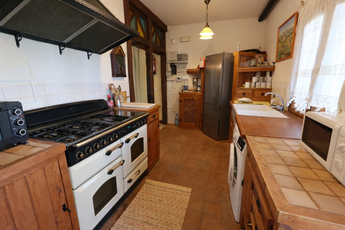 Huis te koop in Entrerrios | 4 slaapkamers H5316121