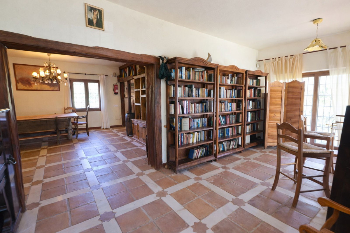 Huis te koop in Entrerrios | 4 slaapkamers H5316121